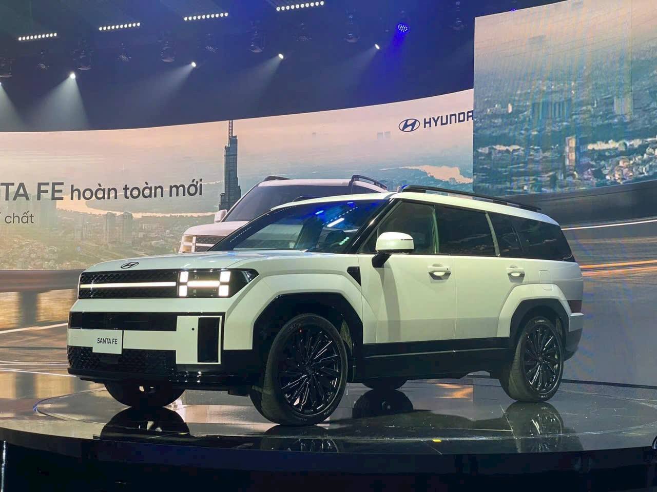 Giao xe Hyundai Santafe